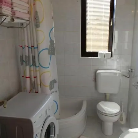 Blaz 1 - With Sea View, 150 M From The Apartment Novi Vinodolski