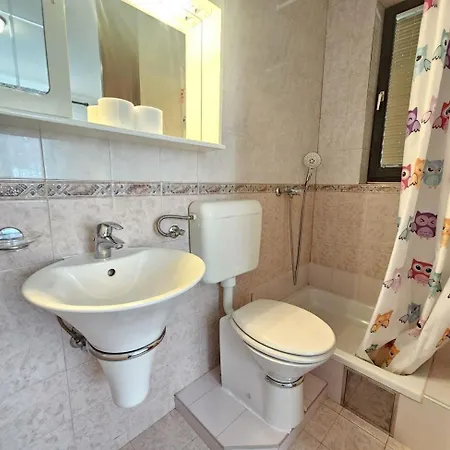 Apartamento Blaz 1 - With Sea View, 150 M From The *