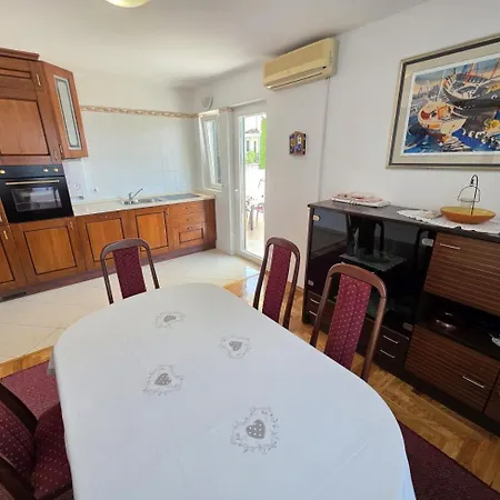 Blaz 1 - With Sea View, 150 M From The * Novi Vinodolski